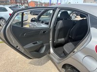 USED 2021 21 HYUNDAI I10 1.0 SE Connect Hatchback 5dr Petrol Manual Euro 6 (s/s) (67 ps) 2 OWNERS FROM NEW* AUTO START / STOP* TRACTION CONTROL LANE ASSIST* AIR CON* BLUETOOTH PHONE AND AUDIO* DAB* USB* REMOTE CENTRAL LOCKING WITH 2 KEYS* ELECTRIC WINDOWS & MIRRORS* AUTOMATIC LIGHTS