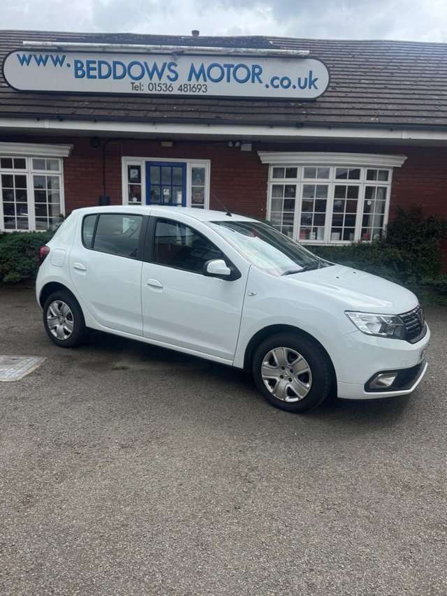 View our Dacia Sandero 1.0 SCe Comfort Hatchback 5dr Petrol Manual Euro 6 (75 ps)