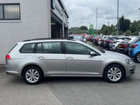USED 2015 15 VOLKSWAGEN GOLF 1.6 TDI BlueMotion Tech SE Estate 5dr Diesel Manual Euro 5 (s/s) (105 ps) 1 OWNER -- FULL SERVICE HISTORY -- PARKING SENSORS -- AD.CRUISE -- &pound;20 TAX