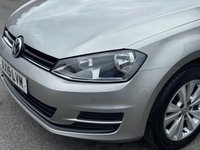 USED 2015 15 VOLKSWAGEN GOLF 1.6 TDI BlueMotion Tech SE Estate 5dr Diesel Manual Euro 5 (s/s) (105 ps) 1 OWNER -- FULL SERVICE HISTORY -- PARKING SENSORS -- AD.CRUISE -- &pound;20 TAX