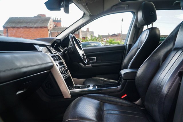 View our LAND ROVER DISCOVERY SPORT