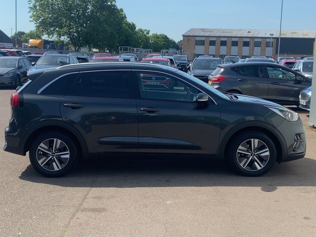 USED 2022 22 KIA NIRO 1.6 GDi 2 SUV 5dr Petrol Hybrid DCT Euro 6 (s/s) (139 bhp) CARPLAY+CAMERA+R/SENSOR+CRUISE