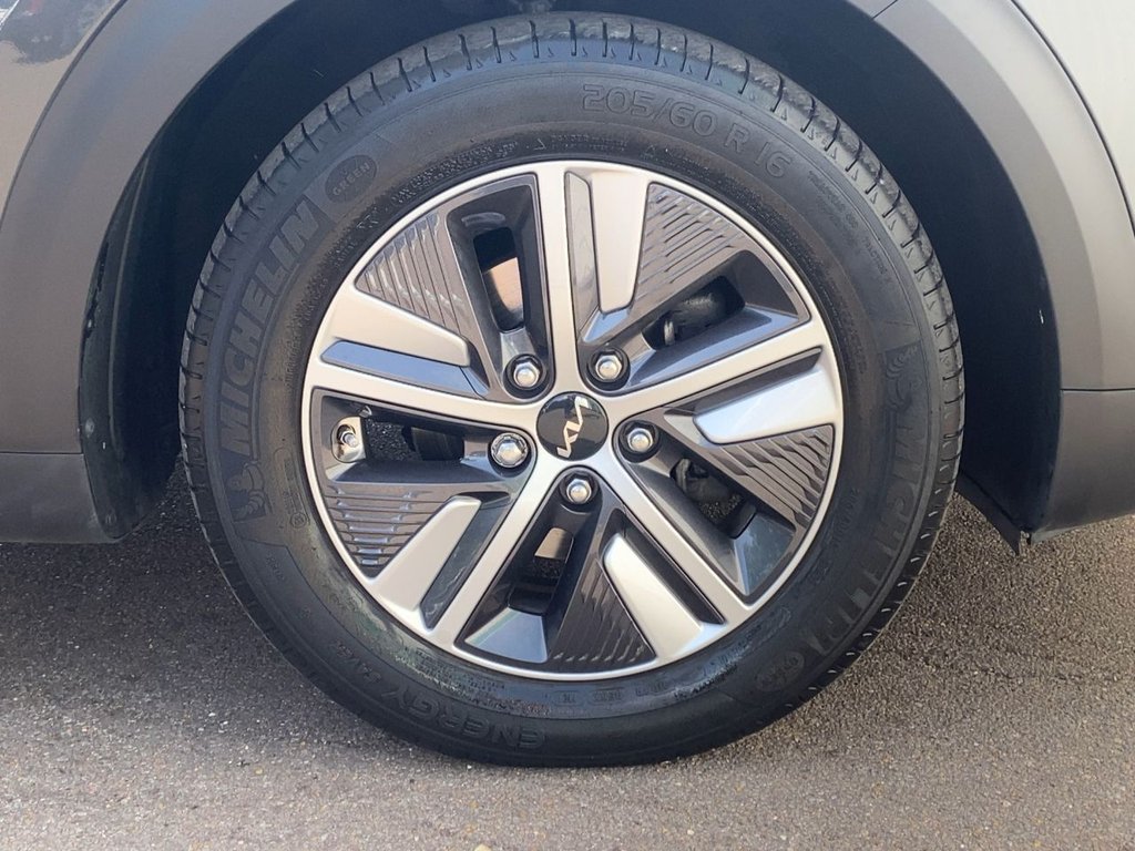 USED 2022 22 KIA NIRO 1.6 GDi 2 SUV 5dr Petrol Hybrid DCT Euro 6 (s/s) (139 bhp) CARPLAY+CAMERA+R/SENSOR+CRUISE