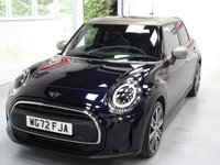 USED 2022 72 MINI HATCH 1.5 Cooper Exclusive Hatchback 5dr Petrol Steptronic Euro 6 (s/s) (136 ps) PREMIUM PLUS PACK-PAN ROOF