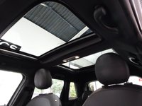 USED 2022 72 MINI HATCH 1.5 Cooper Exclusive Hatchback 5dr Petrol Steptronic Euro 6 (s/s) (136 ps) PREMIUM PLUS PACK-PAN ROOF