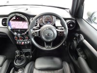 USED 2022 72 MINI HATCH 1.5 Cooper Exclusive Hatchback 5dr Petrol Steptronic Euro 6 (s/s) (136 ps) PREMIUM PLUS PACK-PAN ROOF