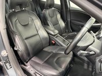 USED 2016 66 VOLVO V40 2.0 D4 Inscription Hatchback 5dr Diesel Manual Euro 6 (s/s) (190 ps) 12 Months Warranty on this Car