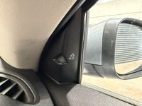 USED 2016 66 VOLVO V40 2.0 D4 Inscription Hatchback 5dr Diesel Manual Euro 6 (s/s) (190 ps) 12 Months Warranty on this Car