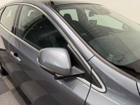 USED 2016 66 VOLVO V40 2.0 D4 Inscription Hatchback 5dr Diesel Manual Euro 6 (s/s) (190 ps) 12 Months Warranty on this Car