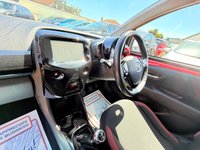 USED 2017 17 TOYOTA AYGO 1.0 VVT-i x-cite 4 Red Bi-Tone Hatchback 5dr Petrol Manual Euro 6 (68 ps) Striking Aygo X with Low Mileage and Camera