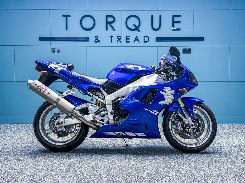 View our YAMAHA R1
