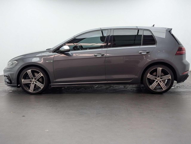 USED 2017 67 VOLKSWAGEN GOLF 2.0 Golf R TSi Semi-Auto 4WD 5dr CLICK+COLLECT / HOME DELIVERY
