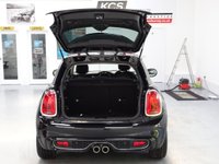 USED 2019 69 MINI HATCH 2.0 Cooper S Exclusive Hatchback 3dr Petrol Steptronic Euro 6 (s/s) (192 ps) NAV-HTD LEATHER-APPLE CARPLAY