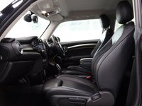 USED 2019 69 MINI HATCH 2.0 Cooper S Exclusive Hatchback 3dr Petrol Steptronic Euro 6 (s/s) (192 ps) NAV-HTD LEATHER-APPLE CARPLAY