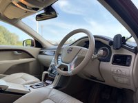 USED 2009 59 VOLVO S80 2.5T SE Lux Saloon 4dr Petrol Geartronic Euro 5 (231 ps) LOW MILES ONLY 42K + ULEZ COMPLIANT + FINISHED IN RUBY RED WITH BEIGE LEATHER SEATS + ELECTRIC SUNROOF + HEATED SEATS + CRUISE CONTROL + AIRCON + MULTIFUNCTIONAL STEERING WHEEL + ALLOY WHEELS + WOOD TRIM + ELECTRIC MEMORY SEATS + HPI CLEAR