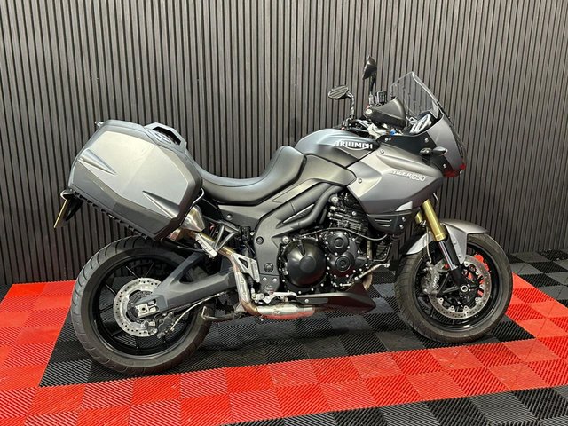 View our TRIUMPH TIGER 1050