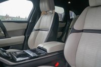 USED 2018 68 LAND ROVER RANGE ROVER VELAR 2.0 D180 R-Dynamic HSE SUV 5dr Diesel Auto 4WD Euro 6 (s/s) (180 ps) 