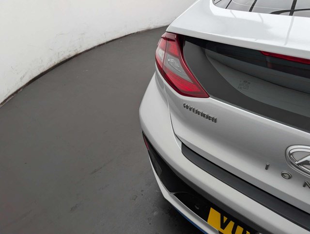 USED 2017 67 HYUNDAI IONIQ 1.6 IONIQ Premium FHEV Semi-Auto 5dr CLICK+COLLECT / HOME DELIVERY