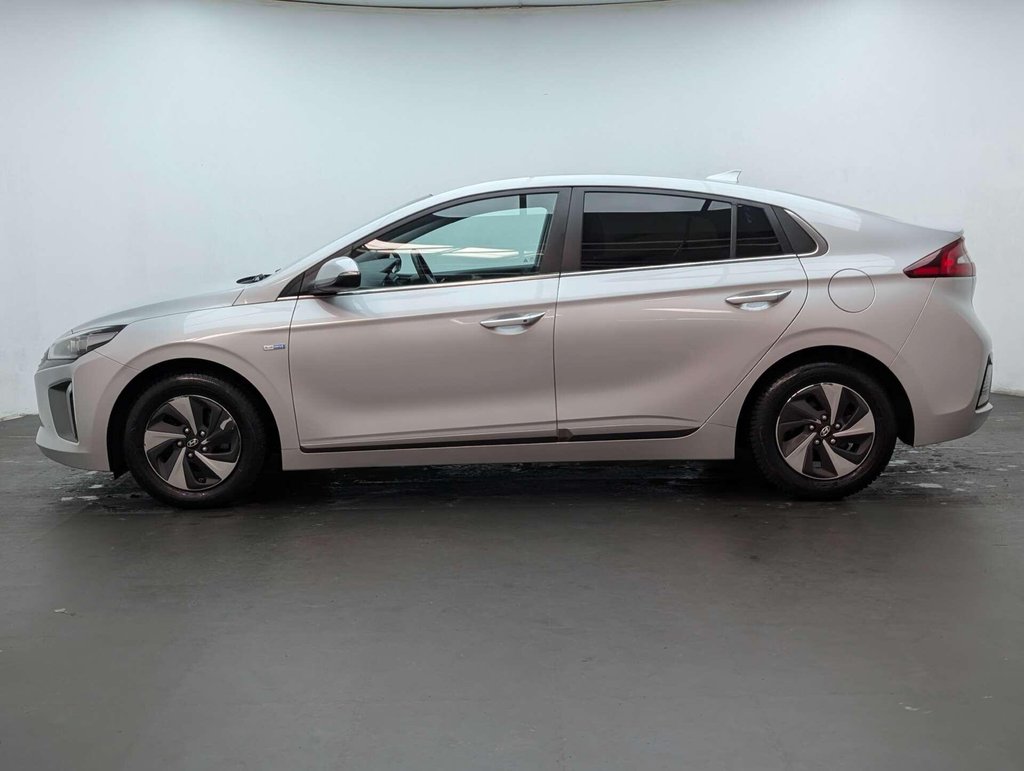 Used 2017 67 HYUNDAI IONIQ 1.6 IONIQ Premium FHEV Semi-Auto 5dr CLICK+COLLECT / HOME DELIVERY