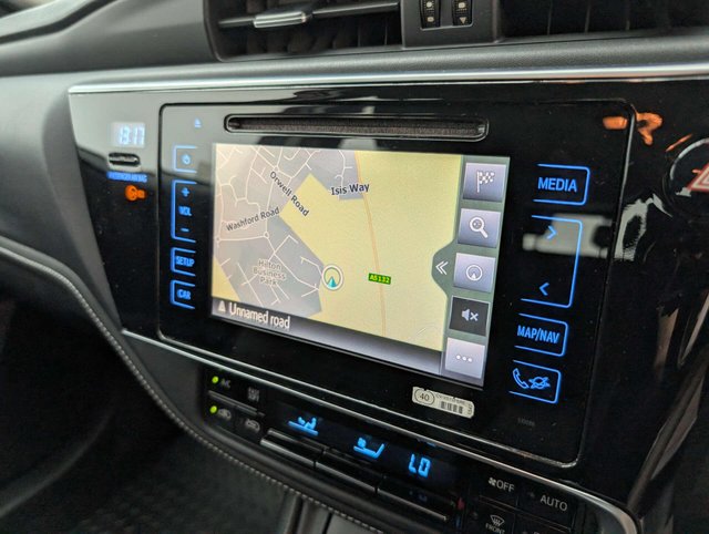 USED 2018 18 TOYOTA AURIS 1.2 Auris Icon Tech VVT-i 5dr CLICK+COLLECT / HOME DELIVERY