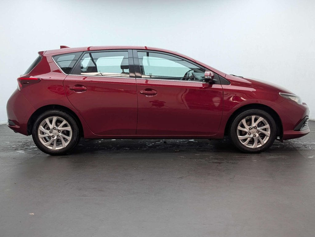 Used 2018 18 TOYOTA AURIS 1.2 Auris Icon Tech VVT-i 5dr CLICK+COLLECT / HOME DELIVERY