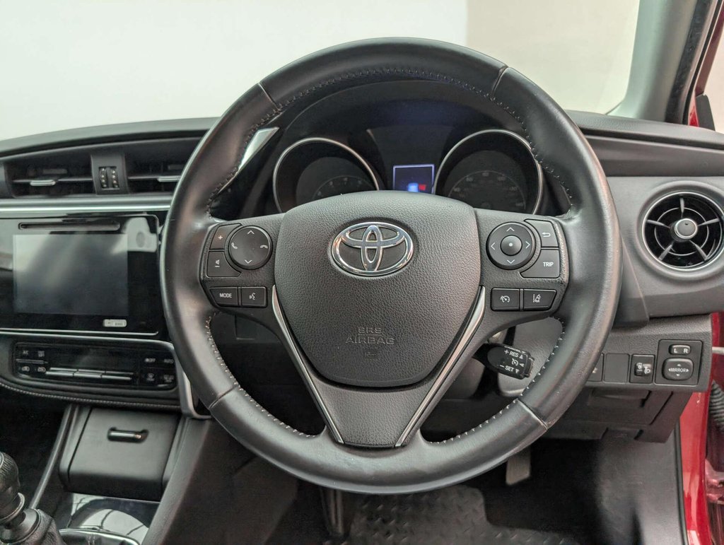 Used 2018 18 TOYOTA AURIS 1.2 Auris Icon Tech VVT-i 5dr CLICK+COLLECT / HOME DELIVERY