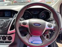 USED 2011 61 FORD FOCUS 1.6 Zetec Hatchback 5dr Petrol Manual Euro 5 (125 ps) 