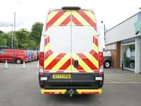 USED 2024 73 IVECO DAILY 2.3 D 35S14 136 BHP 3520 MEDIUM X-HIGH ROOF BUSINESS  MEDIUM WHEELBASE | X- HIGH ROOF | BUSINESS