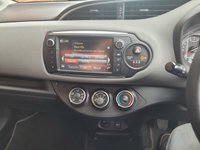 USED 2017 17 TOYOTA YARIS 1.0 VVT-i Icon Hatchback 3dr Petrol Manual Euro 6 (69 ps) 1 LADY OWNER - REAR CAMERA - &pound;20 ROAD TAX