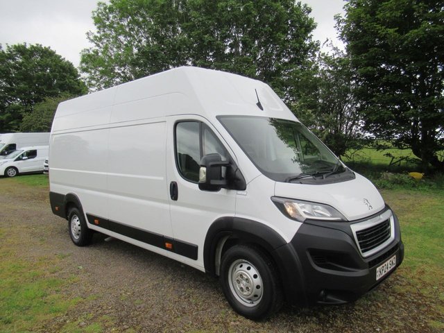 View our Peugeot Boxer 2.2 BlueHDi 435 Professional Premium + Panel Van 5dr Diesel Manual L4 H3 Euro 6 (s/s) (140 ps)