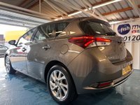 USED 2018 18 TOYOTA AURIS 1.8 VVT-h Icon Hatchback 5dr Petrol Hybrid CVT Euro 6 (s/s) (136 ps)+2 KEYS+1 OWNER FROM NEW+ALLOYS+FSH 7 STAMPS+PARK CONTROL+CLIMATE+AIRCON+USB+AUX+HPI CLEAR+VOSA HISTORY+ 2 KEYS+1 OWNER FROM NEW+ALLOYS+FSH 7 STAMPS+PARK CONTROL+CLIMATE+AIRCON+USB+AUX+HPI CLEAR
