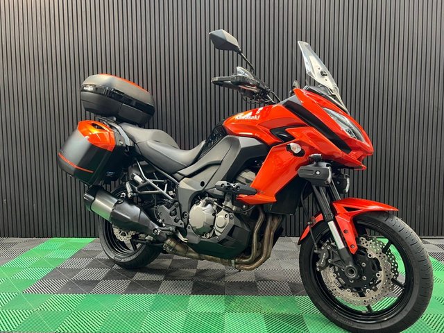 View our KAWASAKI VERSYS 1000