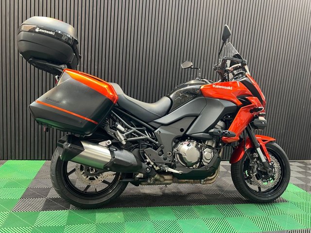 View our KAWASAKI VERSYS 1000