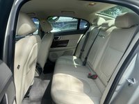 USED 2011 61 JAGUAR XF 3.0d V6 Premium Luxury Saloon 4dr Diesel Auto Euro 5 (240 ps) 