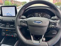 USED 2020 20 FORD FOCUS 1.0T EcoBoost ST-Line X Hatchback 5dr Petrol Manual Euro 6 (s/s) (125 ps) SUNROOF -- SAT NAV -- HEATED SEATS -- CRUISE -- 18in ALLOYS