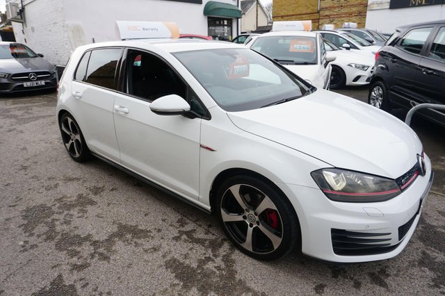 View our VOLKSWAGEN GOLF