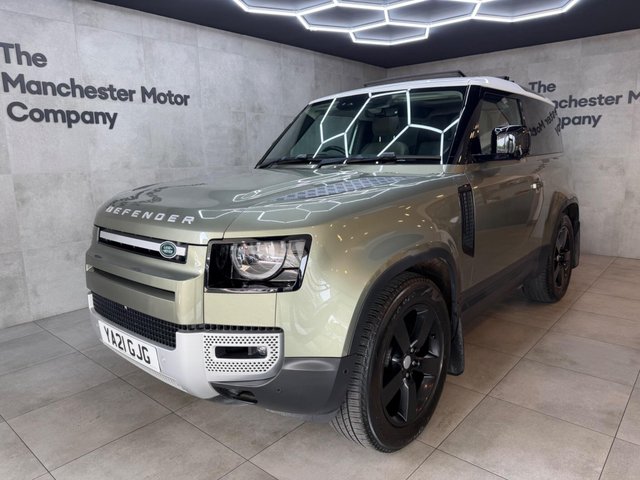 View our LAND ROVER DEFENDER 90