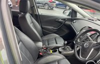 USED 2014 64 VAUXHALL ASTRA 1.6 16v Elite Hatchback 5dr Petrol Manual Euro 5 (115 ps) FANTASTIC CONDITION THROUGHOUT, EXCELLENT VALUE FOR MONEY, GENUINE LOW MILEAGE, LONG MOT, GOOD HISTORY, HPI CLEAR, 2 X KEYS AND A VERY HIGH SPEC! FULL HEATED LEATHER SEATS, CRUISE, CLIMATE, REAR PARKING SENSORS!