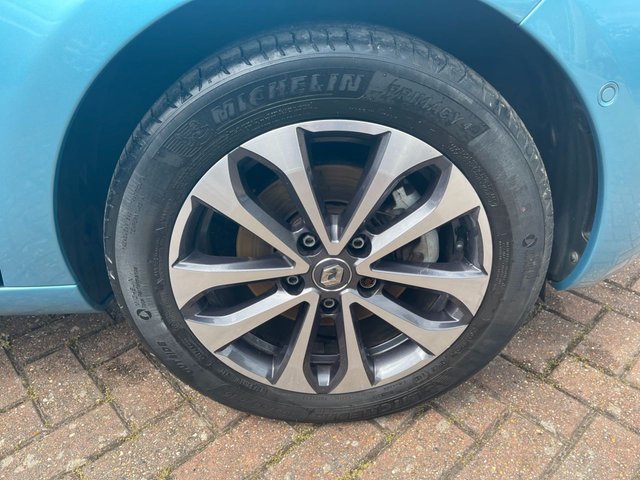 View our RENAULT ZOE