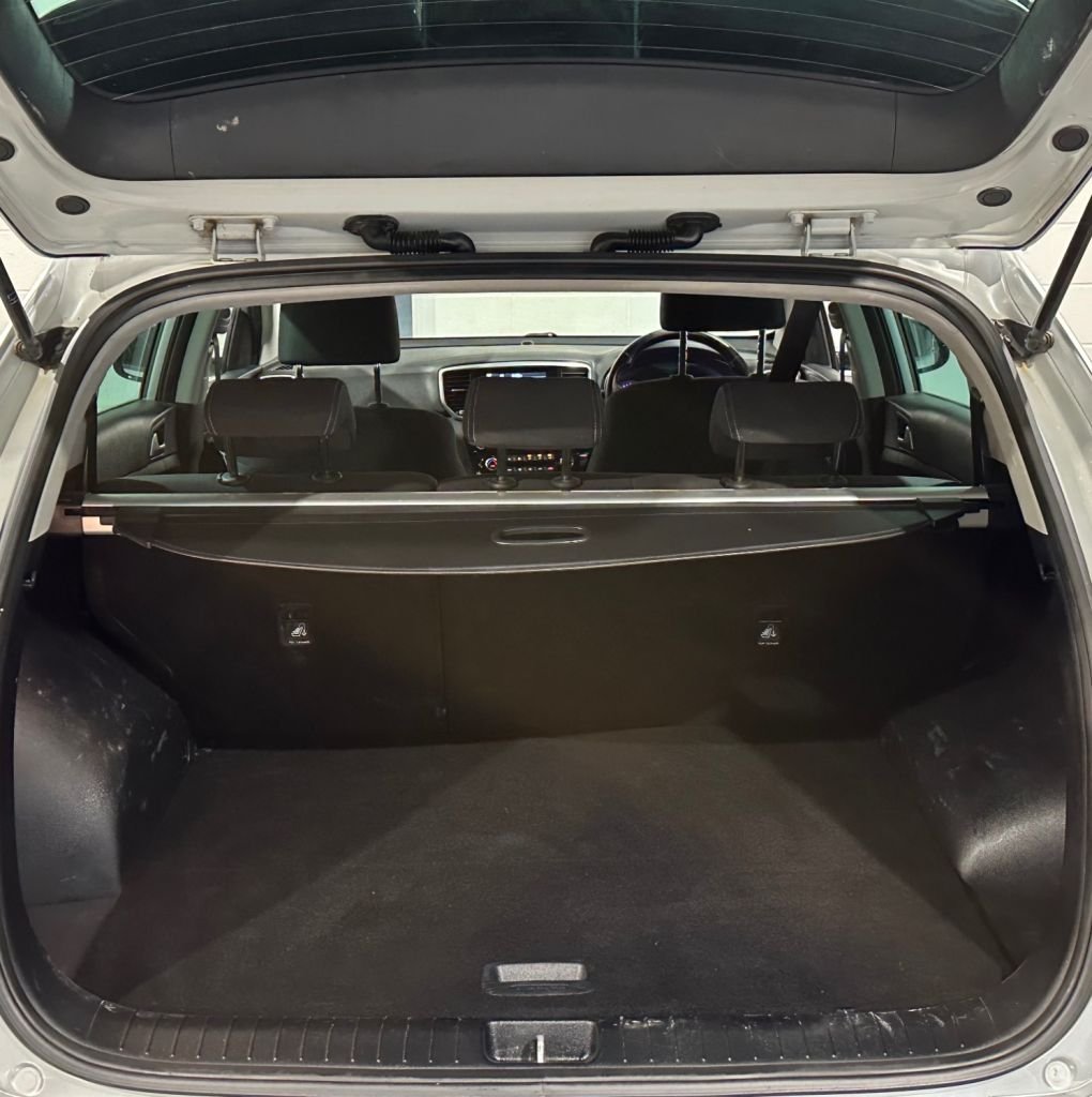 USED 2019 69 KIA SPORTAGE 1.6 CRDi EcoDynamics+ 2 SUV 5dr Diesel Hybrid Manual Euro 6 (s/s) (134 bhp) 