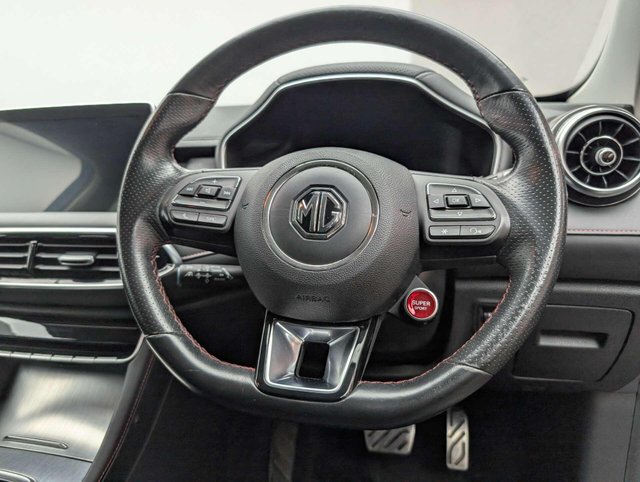 USED 2024 24 MG HS 1.5 MG HS Trophy Semi-Auto 5dr CLICK+COLLECT / HOME DELIVERY