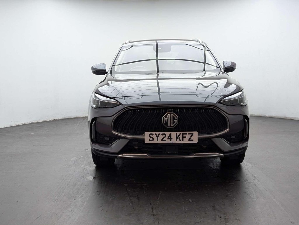 Used 2024 24 MG HS 1.5 MG HS Trophy Semi-Auto 5dr CLICK+COLLECT / HOME DELIVERY