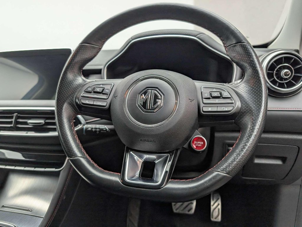 Used 2024 24 MG HS 1.5 MG HS Trophy Semi-Auto 5dr CLICK+COLLECT / HOME DELIVERY