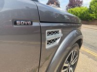 USED 2015 64 LAND ROVER DISCOVERY 4 3.0 SD V6 HSE Luxury SUV 5dr Diesel Auto 4WD Euro 5 (s/s) (255 bhp) NEW CHAIN
