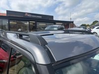 USED 2015 64 LAND ROVER DISCOVERY 4 3.0 SD V6 HSE Luxury SUV 5dr Diesel Auto 4WD Euro 5 (s/s) (255 bhp) NEW CHAIN