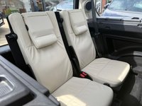 USED 2015 64 LAND ROVER DISCOVERY 4 3.0 SD V6 HSE Luxury SUV 5dr Diesel Auto 4WD Euro 5 (s/s) (255 bhp) NEW CHAIN