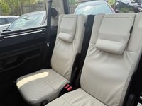USED 2015 64 LAND ROVER DISCOVERY 4 3.0 SD V6 HSE Luxury SUV 5dr Diesel Auto 4WD Euro 5 (s/s) (255 bhp) NEW CHAIN