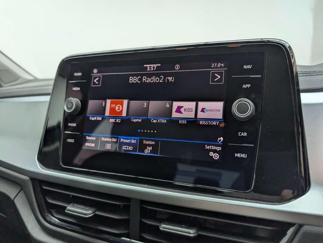 USED 2024 24 VOLKSWAGEN T-ROC 1.5 T-Roc Life TSI Semi-Auto 5dr CLICK+COLLECT / HOME DELIVERY