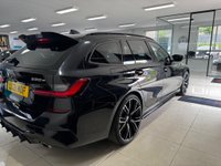 USED 2021 21 BMW 3 SERIES 2.0 330e 12kWh M Sport Touring Auto Euro 6 (s/s) 5dr +M PERFORMANCE+STAR LIGHTS+