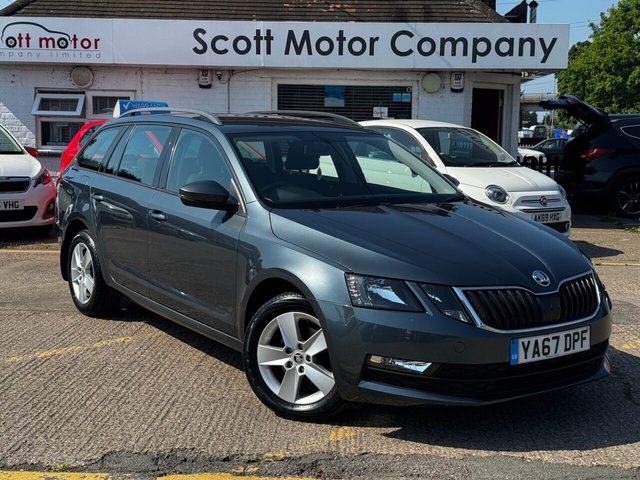 View our Skoda Octavia range